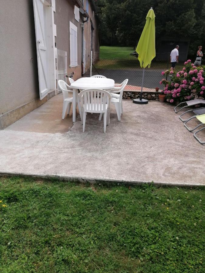 Gite En Brenne Les Chenes Merigny Buitenkant foto